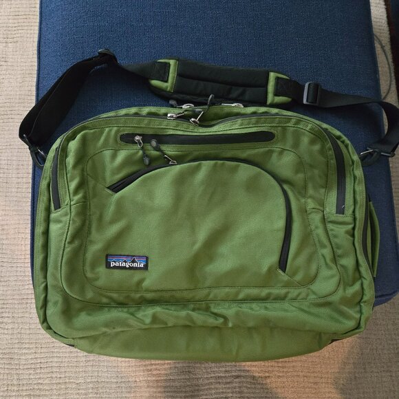 Used Green Patagonia Carry-on/Weekender bag MCL - Picture 1 of 16